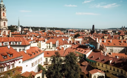Visiter Prague avec un guide francophone : les incontournables à découvrir