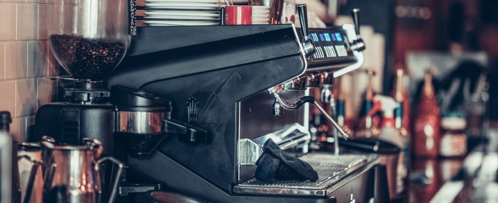Comment utiliser un détartrant pour machines à café en 7 étapes
